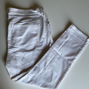 Curvy White Jeans